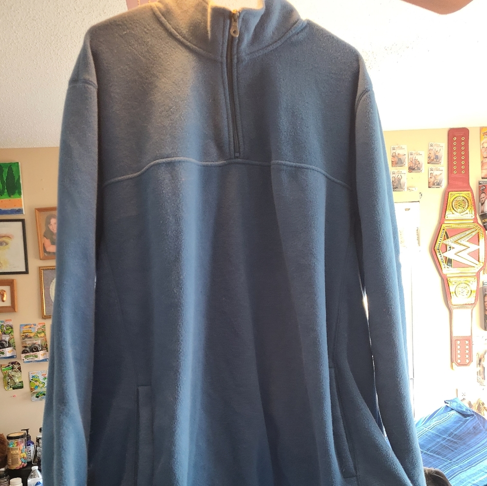 Men's sweater